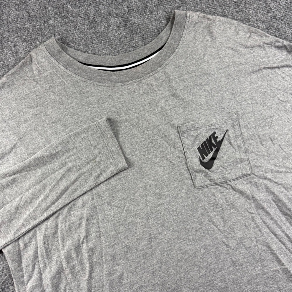 Nike Long Sleeve Pocket T-Shirt Large Grey 726070-091 Swoosh Logo Mens
